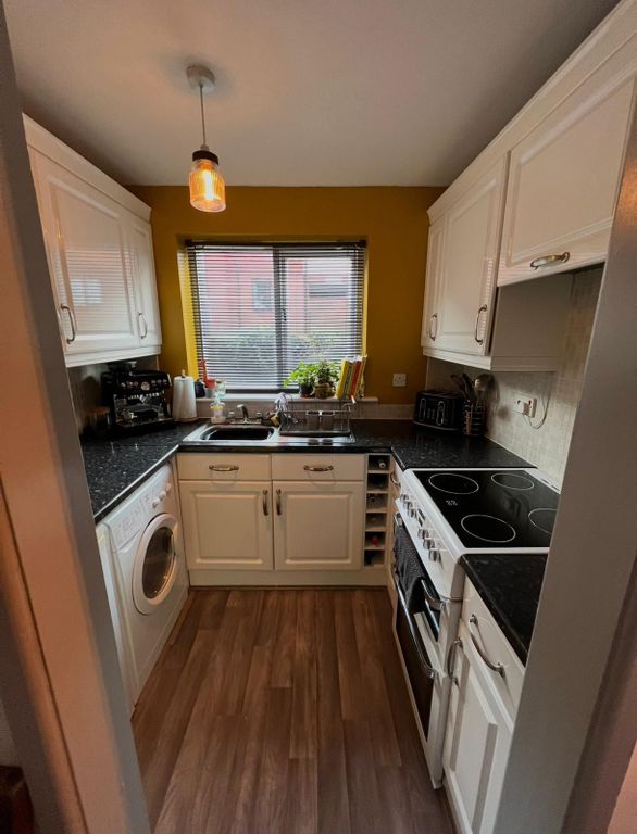 Property photo 2 of 5