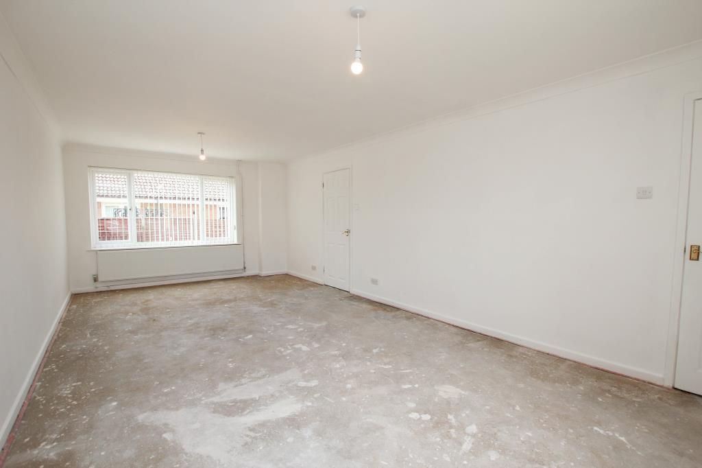 Property photo 3 of 10 Recep.Jpg