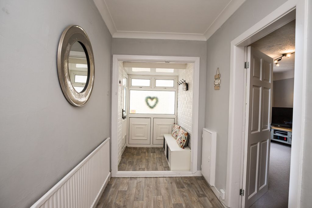 Property photo 2 of 16 Image0029Yopa