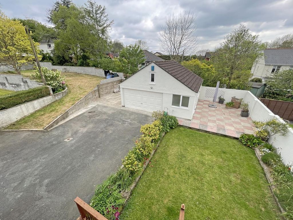 Property photo 2 of 35 Longfield Villas 9 - Garden Front.Jpg