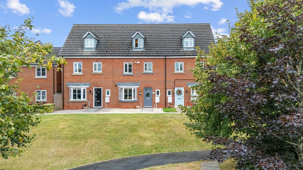 Property photo 1 of 35