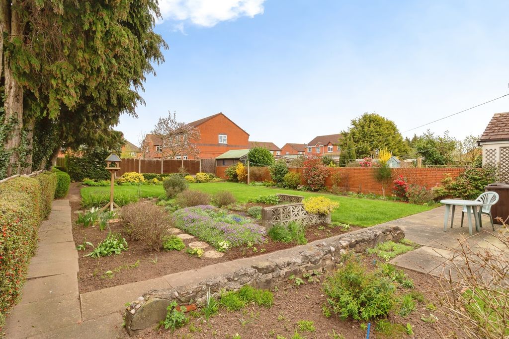 Property photo 2 of 17 Pbox-Img.Jpg