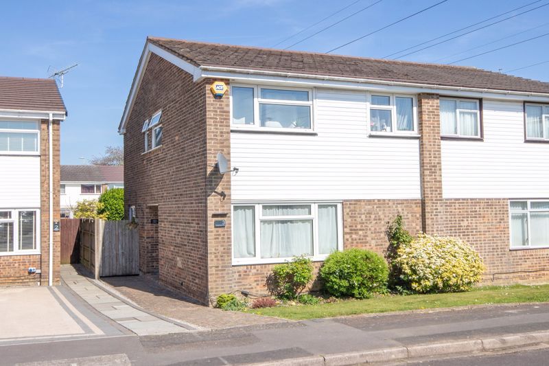 Property photo 1 of 14 External