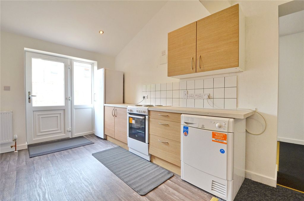 Property photo 3 of 19 Picture No. 19