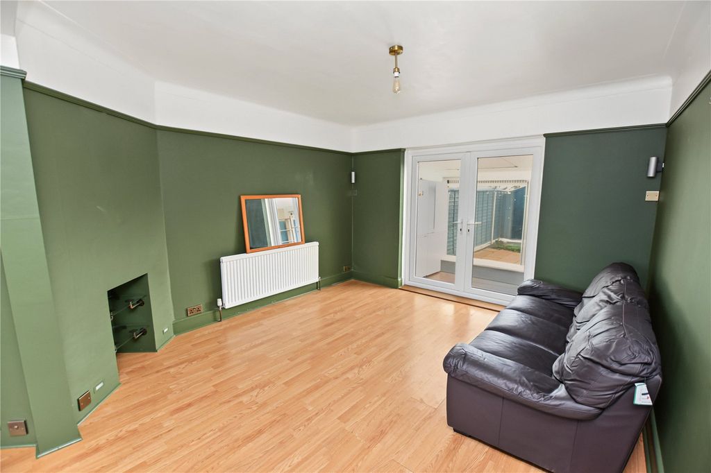 Property photo 3 of 10 Picture No. 03