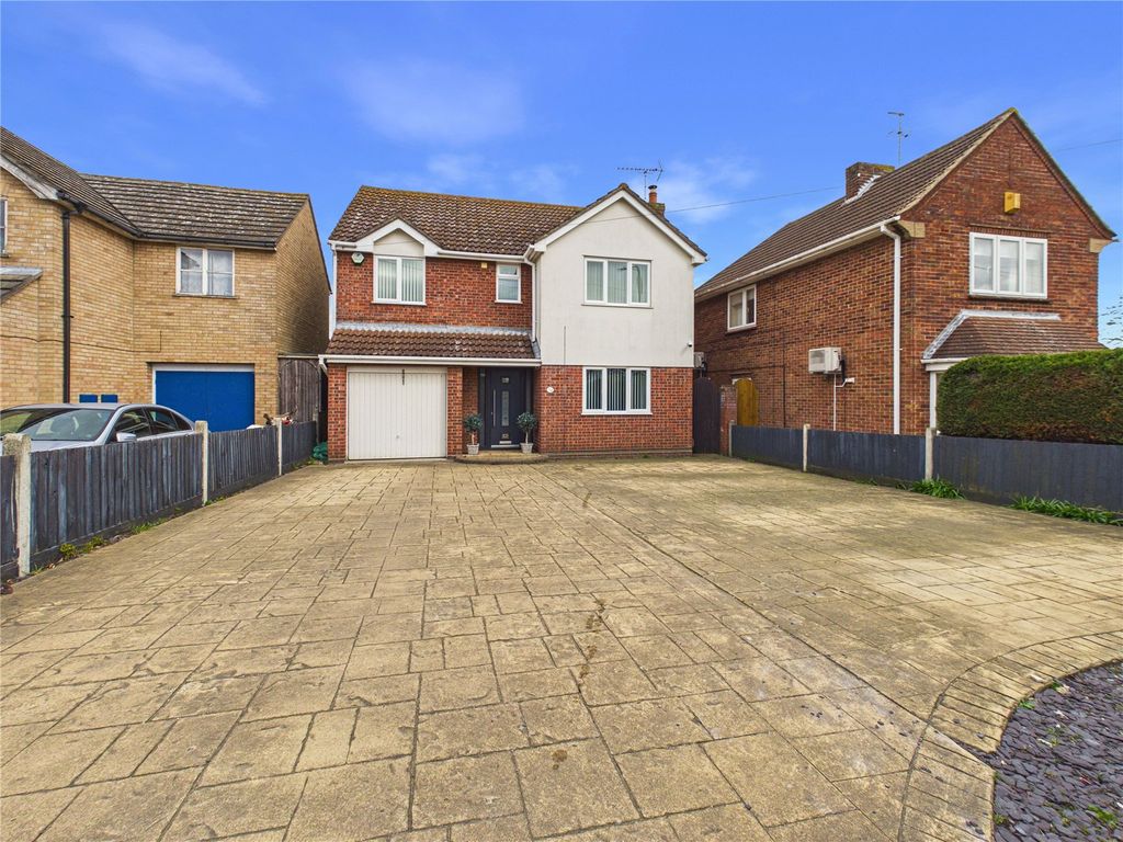 Property photo 1 of 27 Picture No. 03