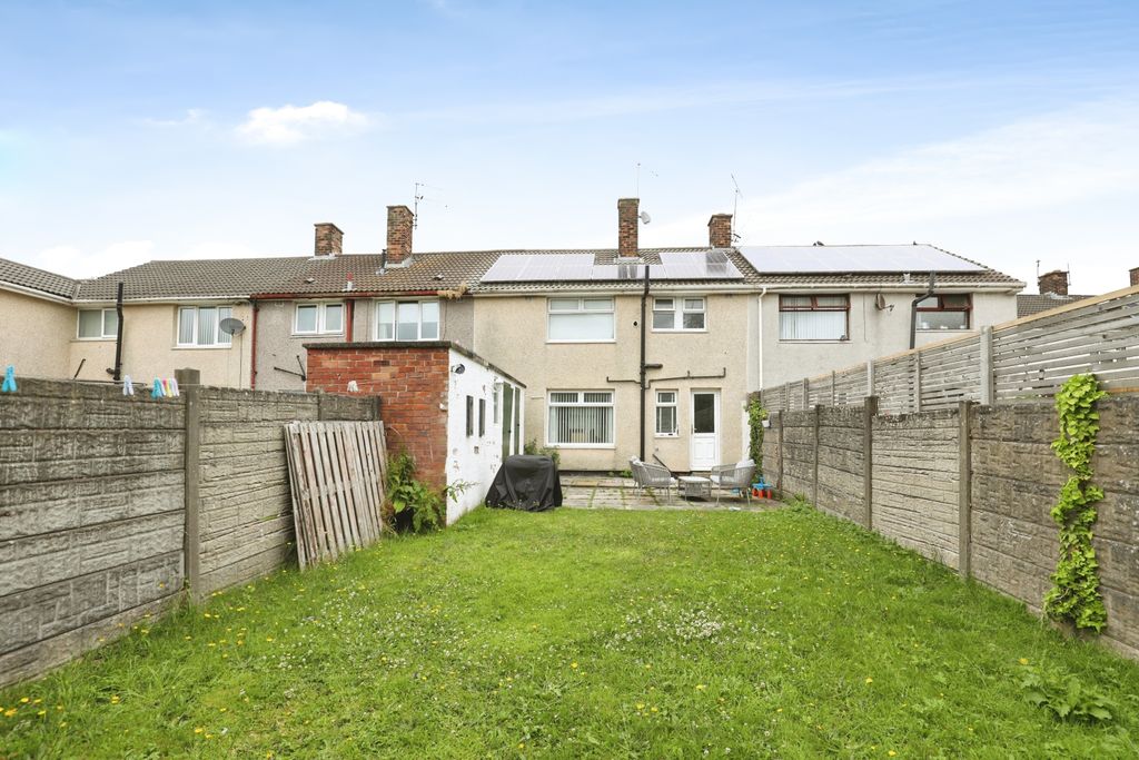 Property photo 2 of 22
