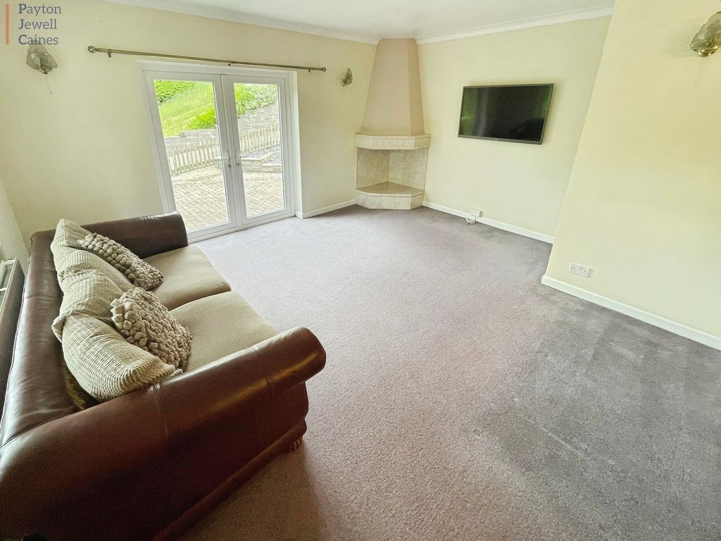 Property photo 3 of 17 Not Specified