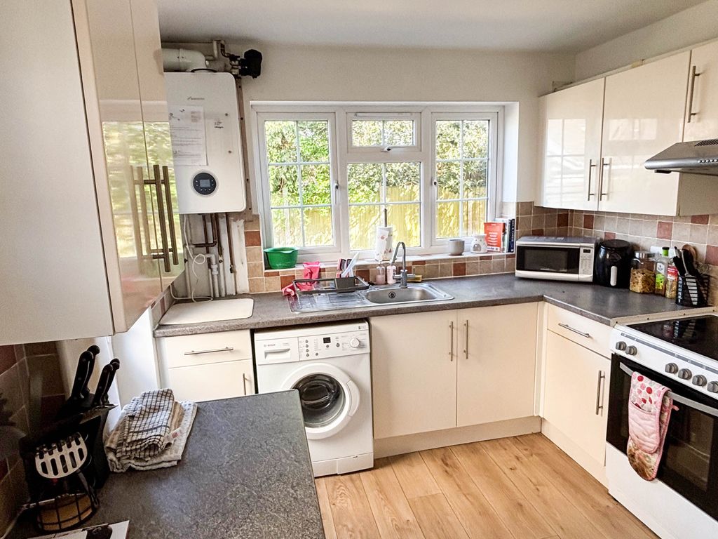 Property photo 2 of 6