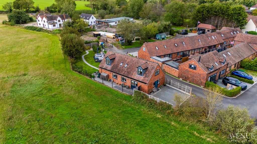 Property photo 2 of 34 5527233