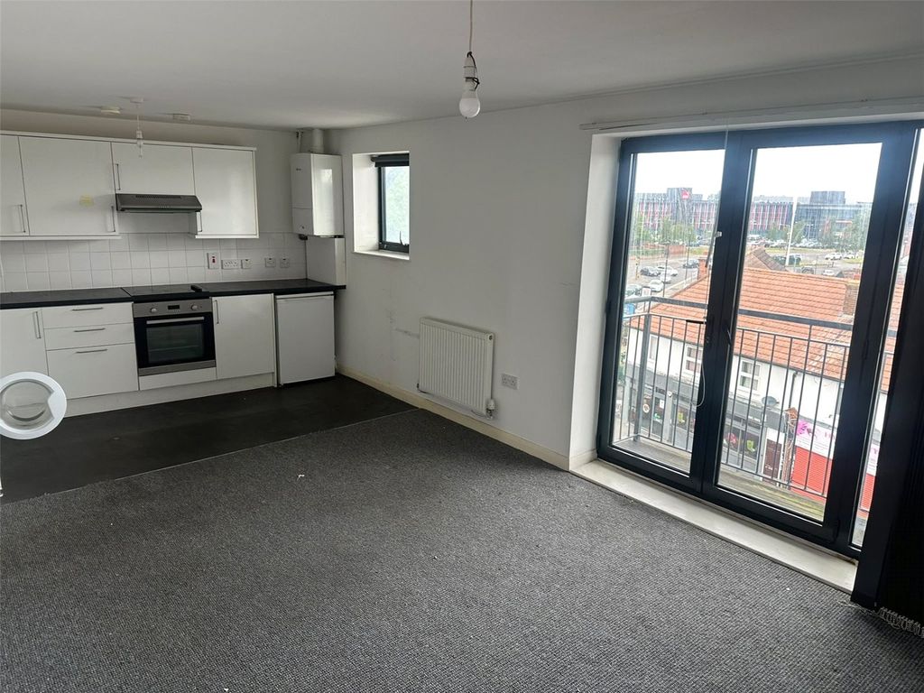 Property photo 2 of 5 Open Plan