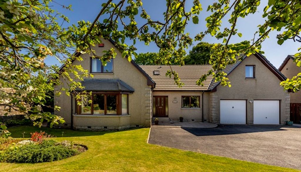 Property photo 1 of 46