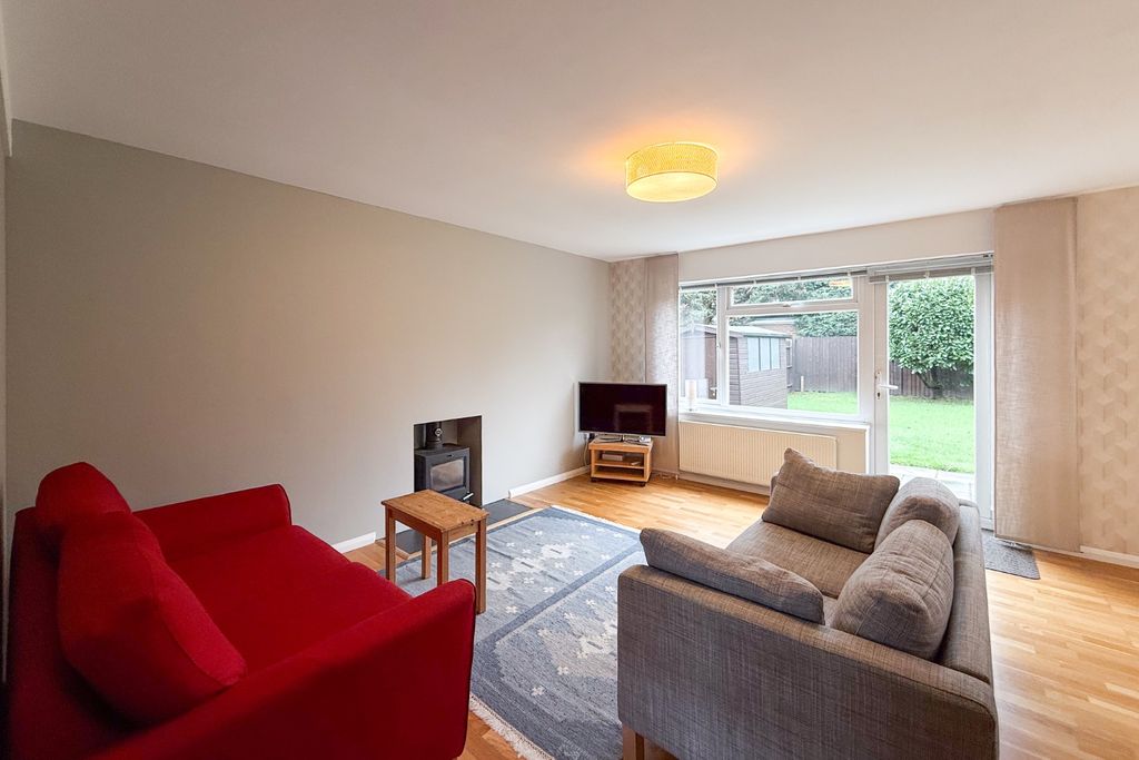 Property photo 2 of 16 4833873