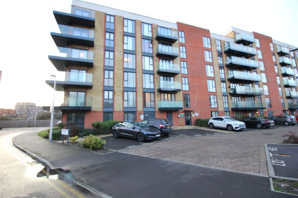 Property photo 1 of 11 Picture No. 35