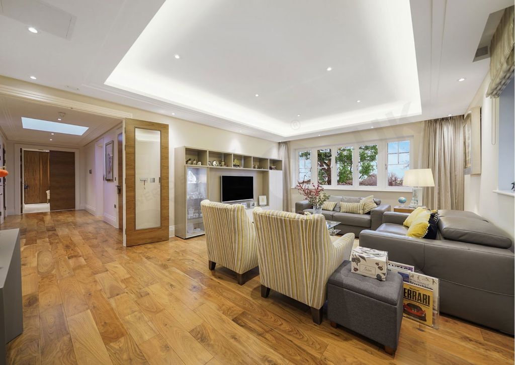 Property photo 1 of 30