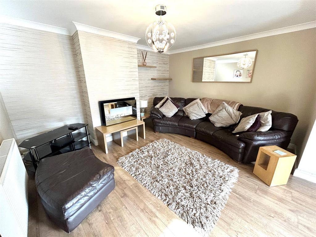 Property photo 3 of 23 26.Jpg