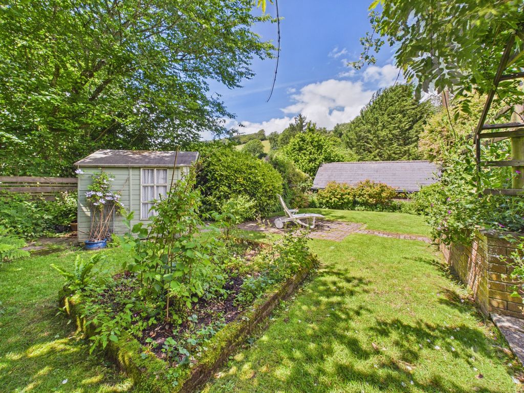 Property photo 3 of 18