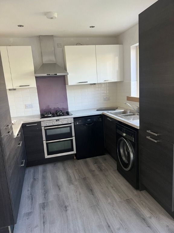 Property photo 2 of 12 Photo 2