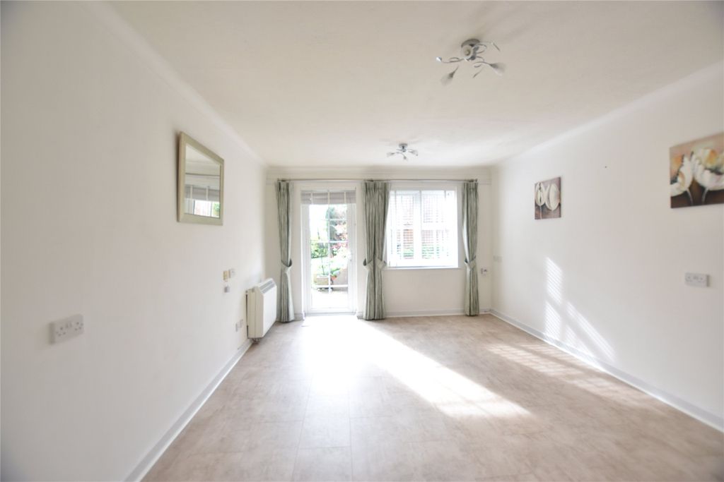 Property photo 2 of 8 Picture No. 04