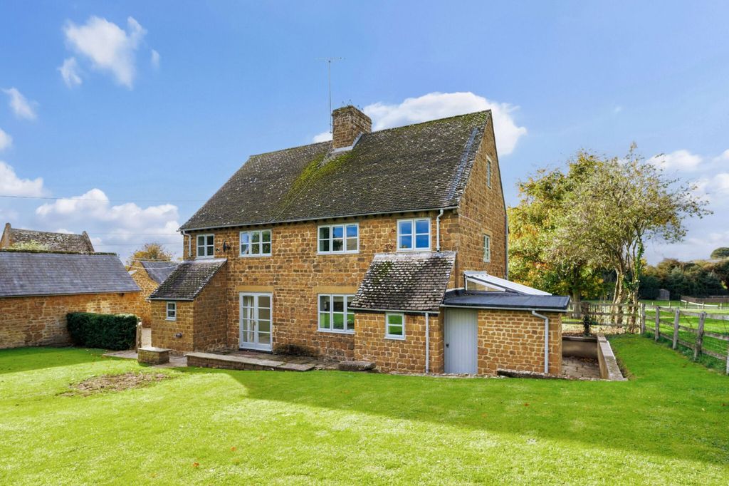 Property photo 2 of 14 14