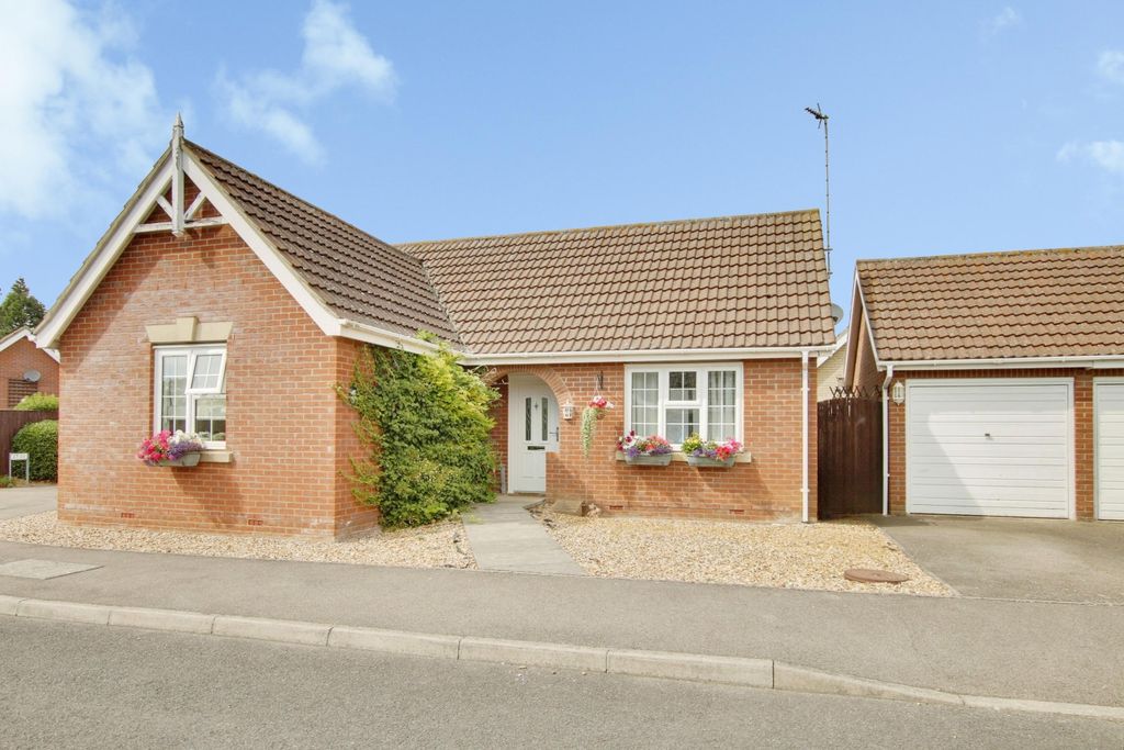 Property photo 1 of 11