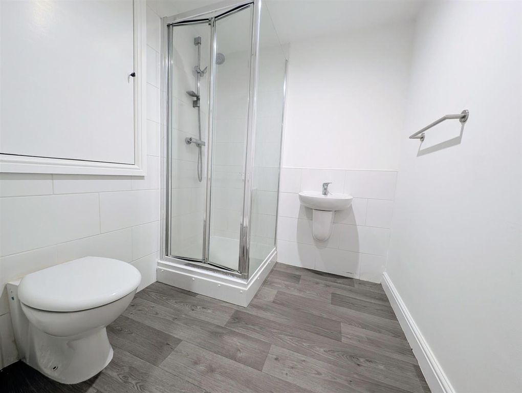 Property photo 3 of 8 Pxl_20250917_133719959~2.Jpg