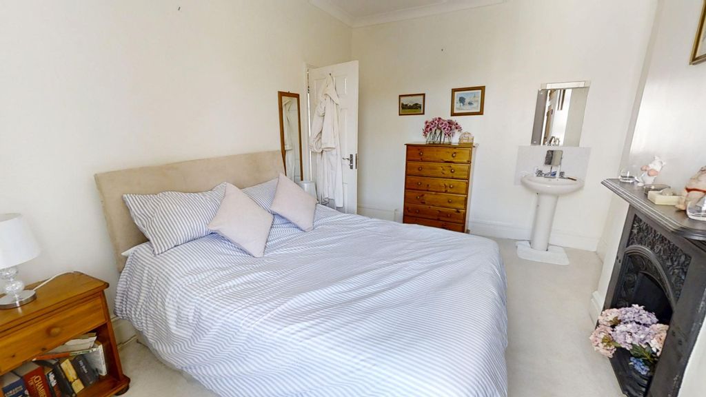 Additional image 11 of 4 bed end terrace house for saleSouthwell Street, Portland, Dorset DT5