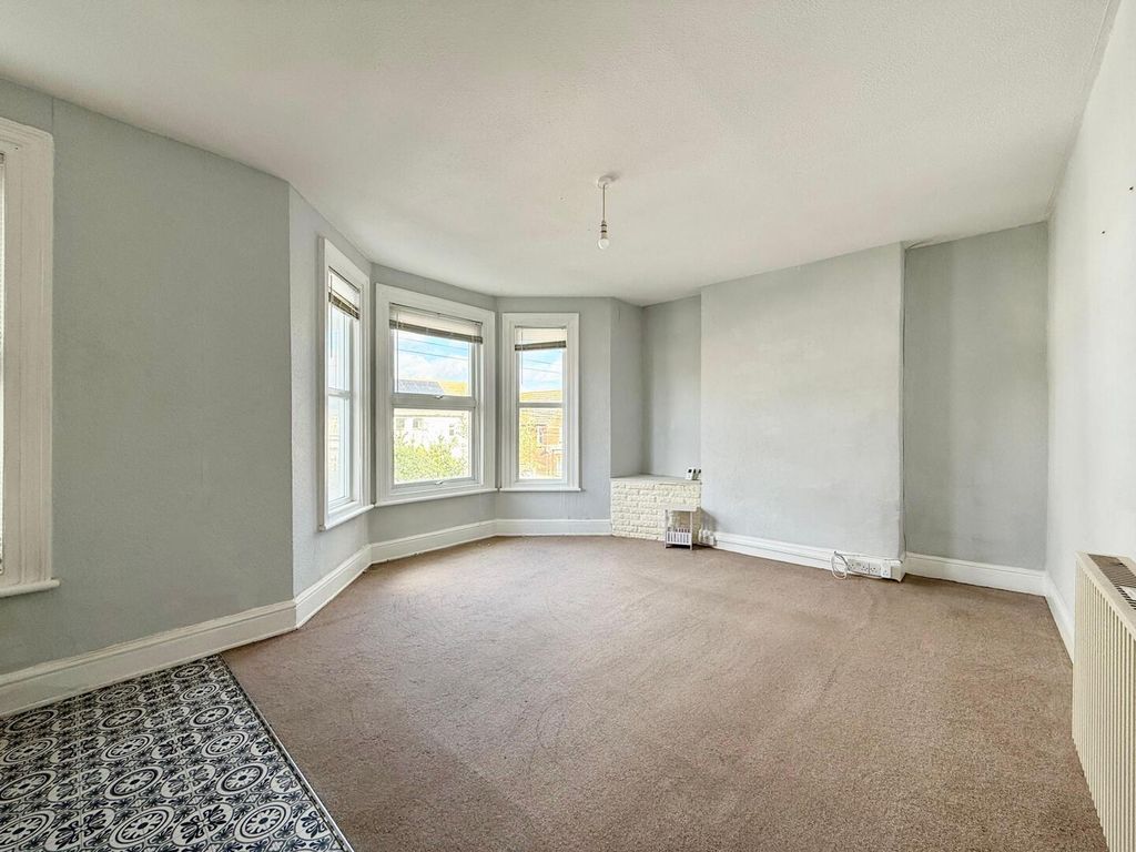 Property photo 3 of 8 Living Room