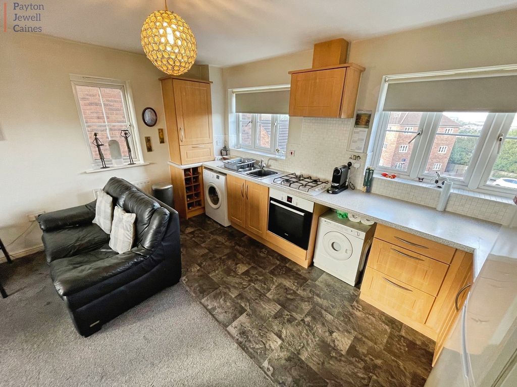 Property photo 3 of 9 Not Specified