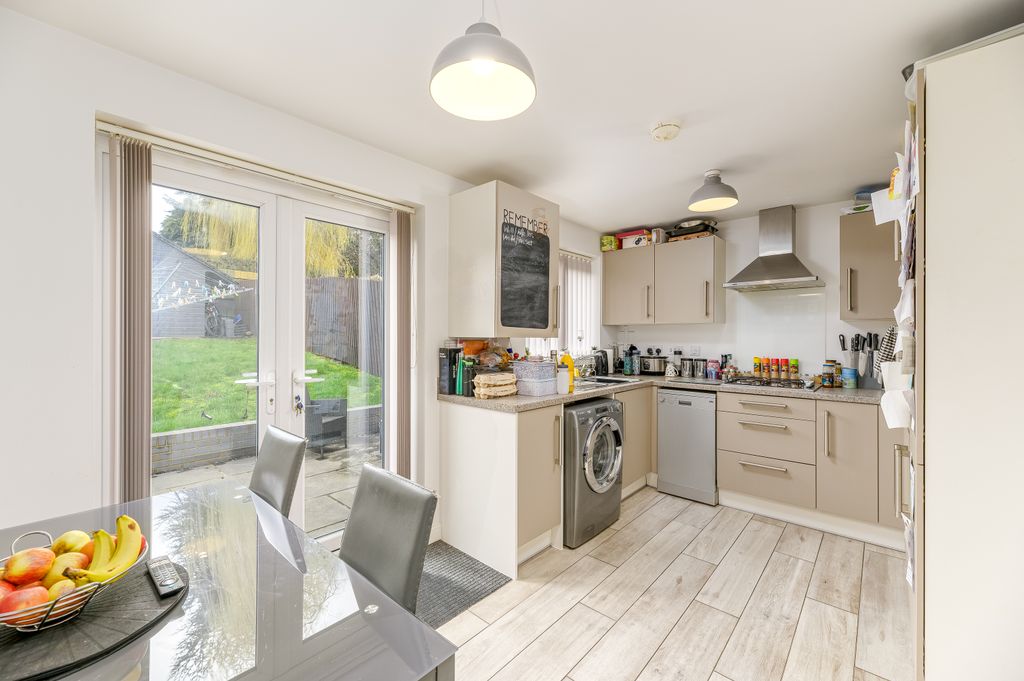 Property photo 2 of 23 06