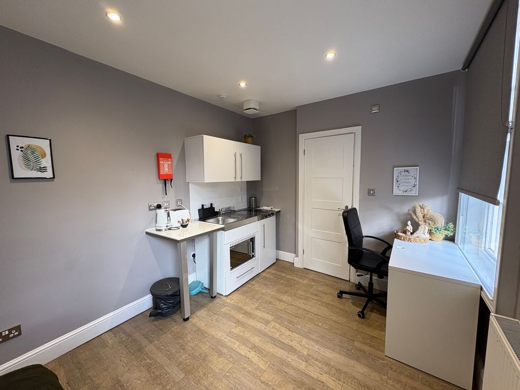 Property photo 2 of 5 View