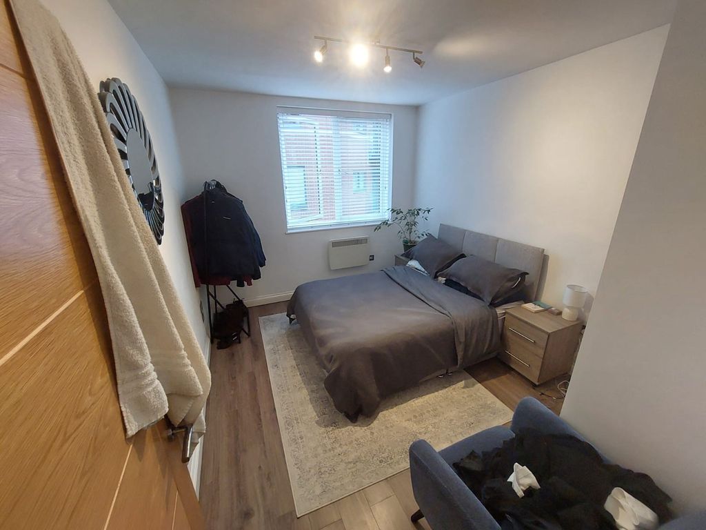 Property photo 3 of 4