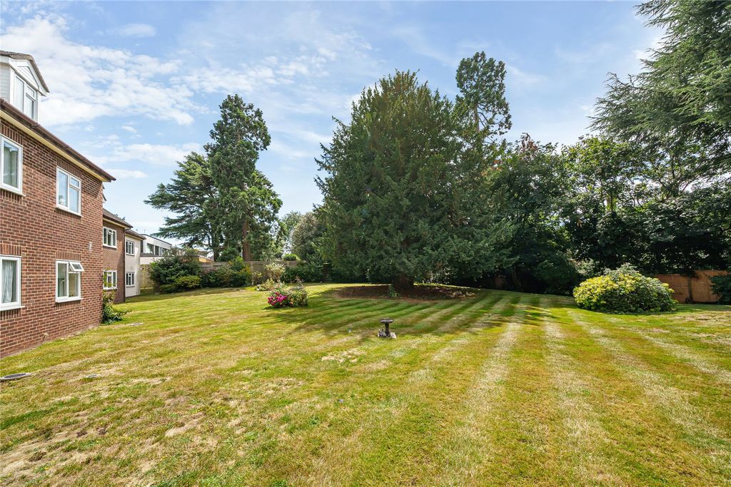 Property photo 2 of 13 Picture No. 11