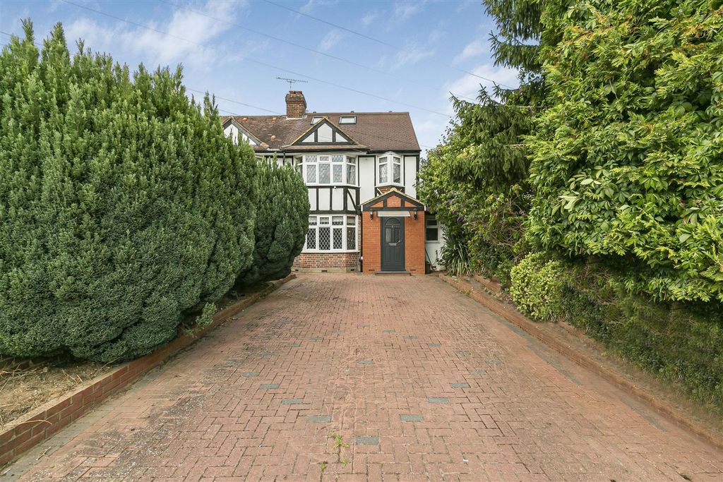 Property photo 1 of 27