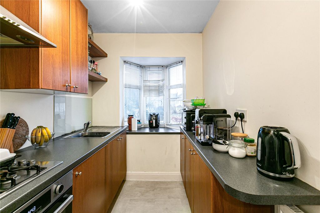 Property photo 3 of 36 Kitchen