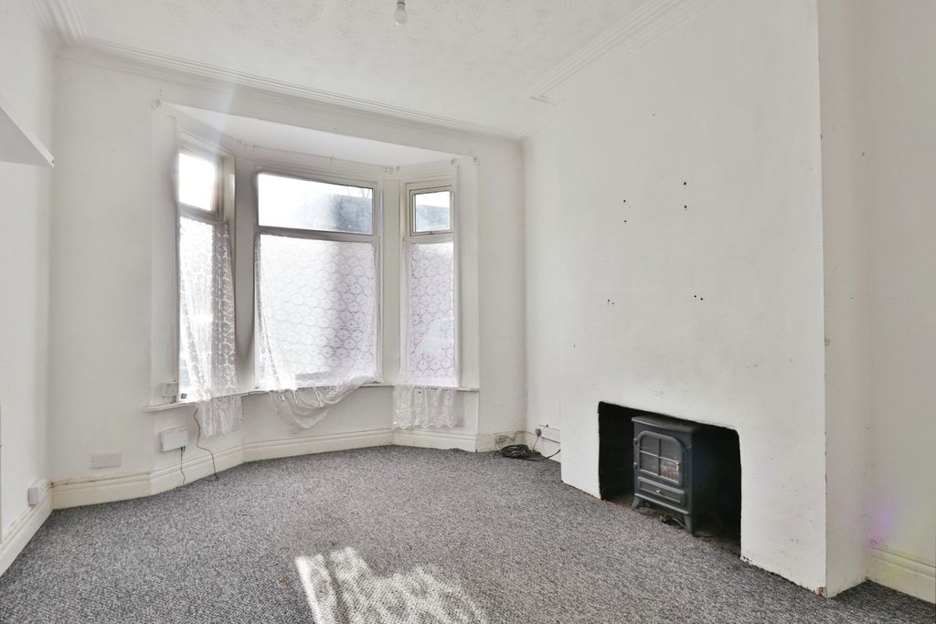 Property photo 2 of 11 2855366