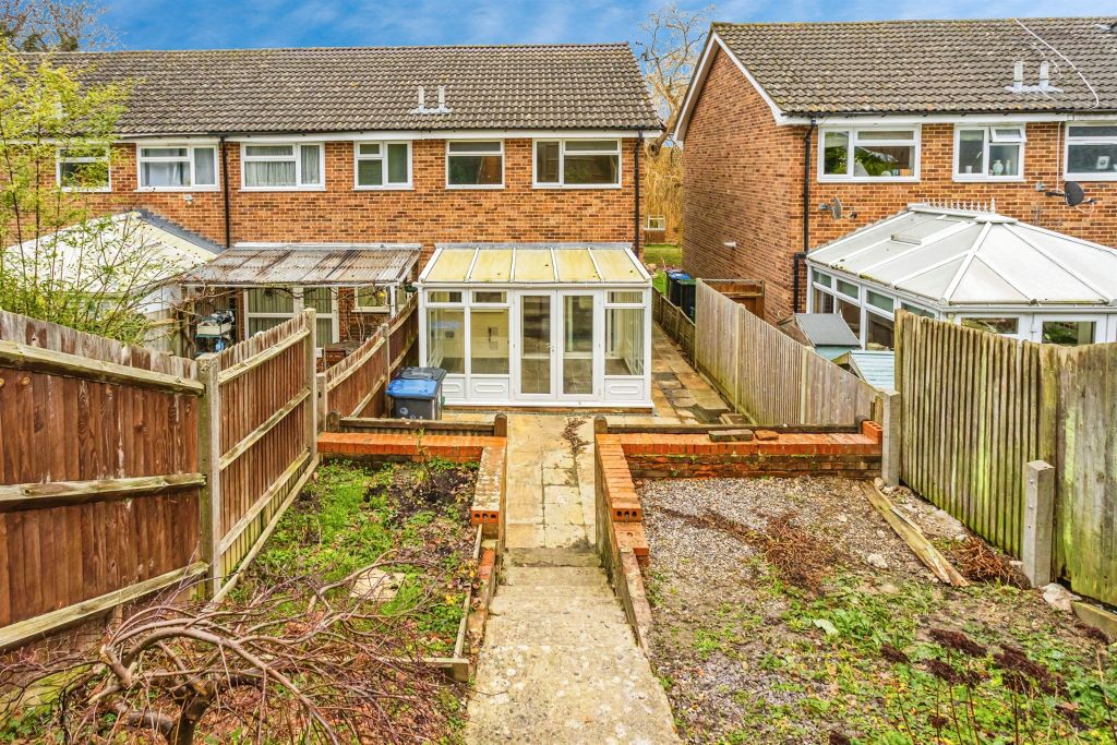 Property photo 2 of 21