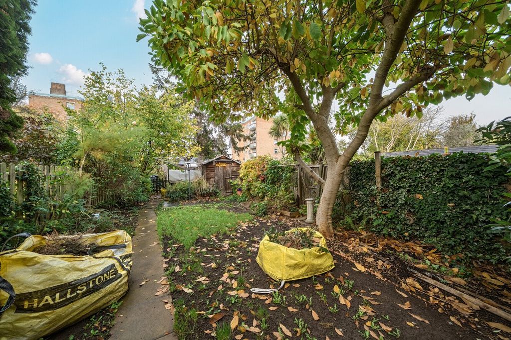 Property photo 2 of 15 Picture No. 05