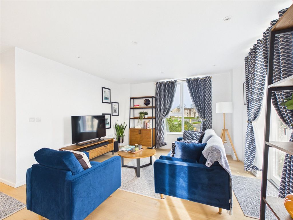 Property photo 2 of 16 Picture No. 03