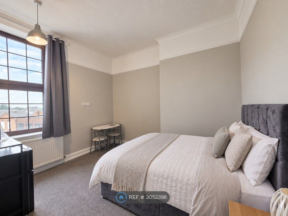 Property photo 3 of 5