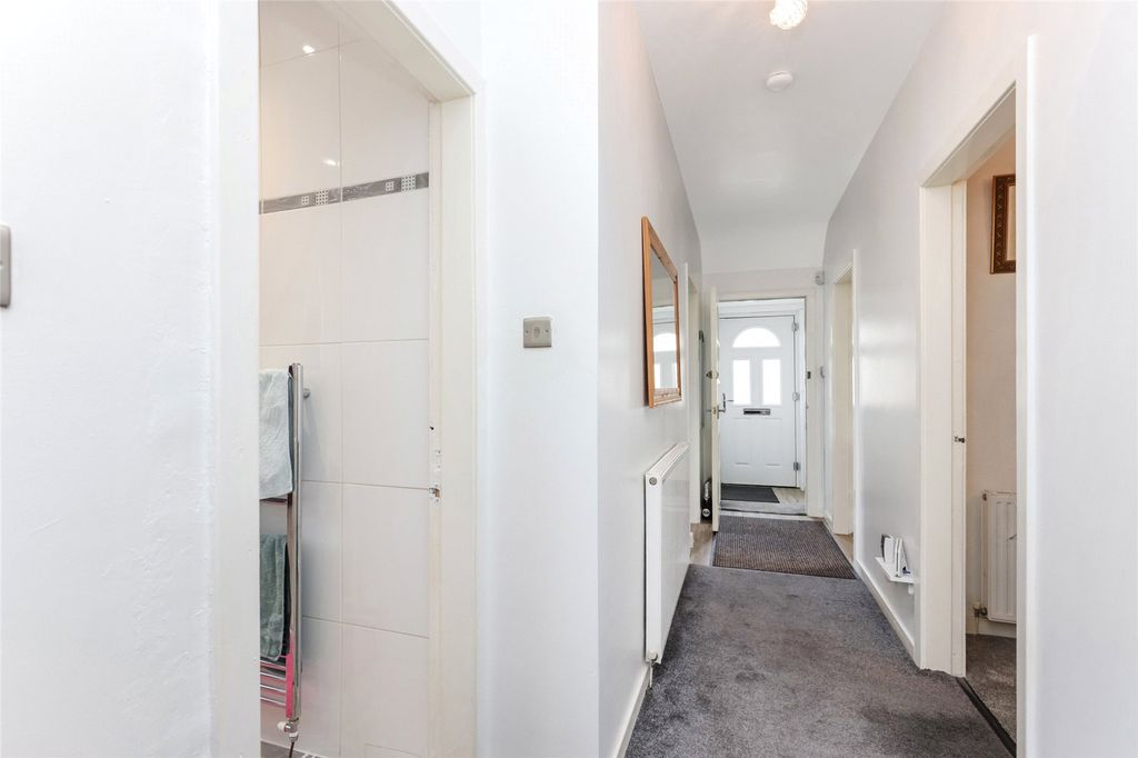 Property photo 3 of 19 Hallway