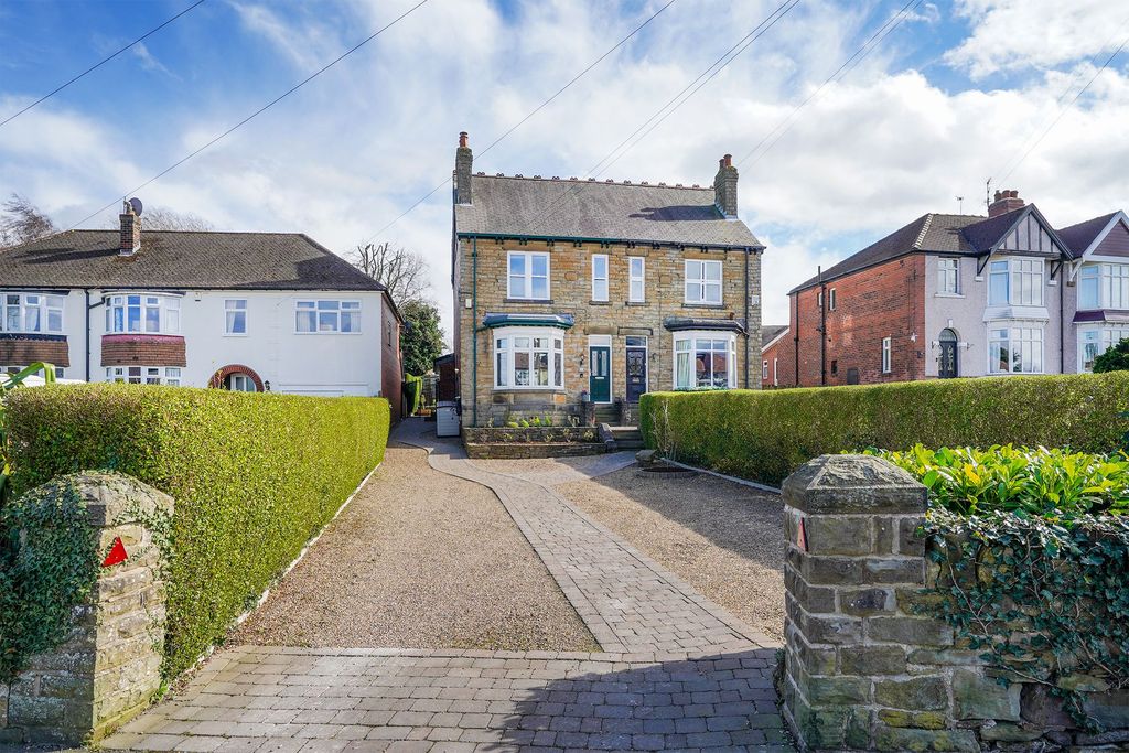 Property photo 1 of 33