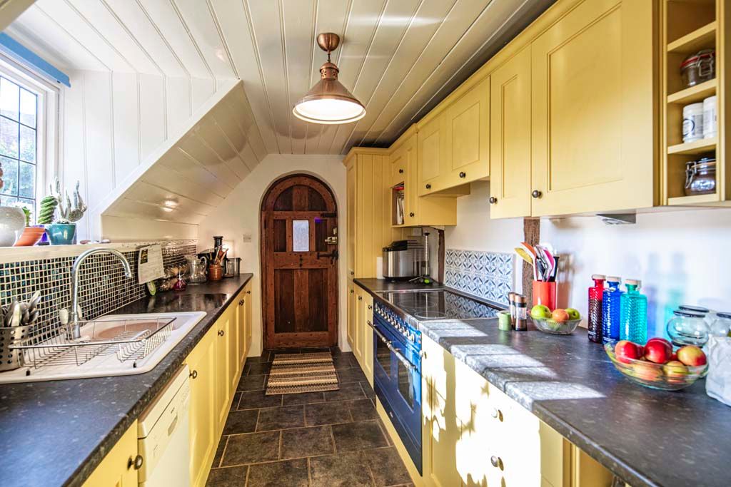 Property photo 3 of 17