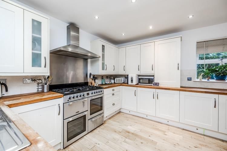 Property photo 3 of 17 D.Ki