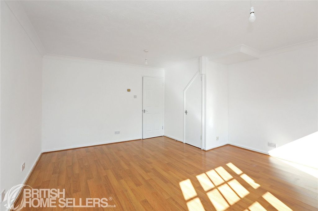 Property photo 3 of 12 Picture No. 04