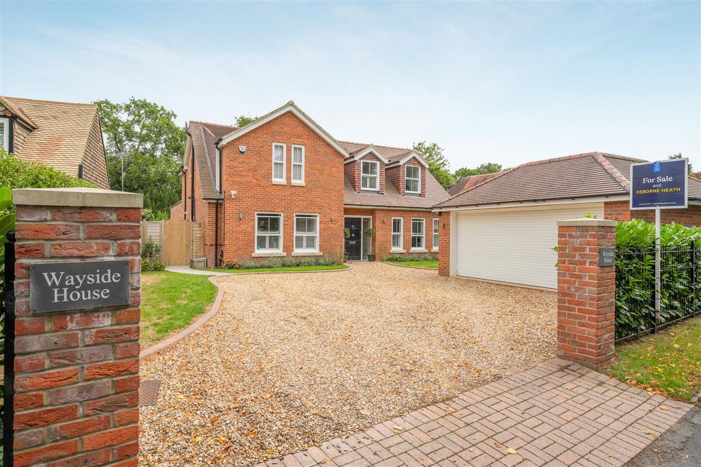 Property photo 1 of 17