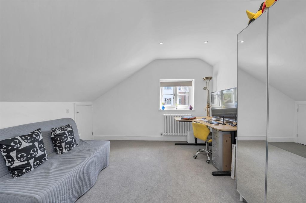 Additional image 12 of 2 bed flat for saleSouthgate Street, Bury St. Edmunds IP33