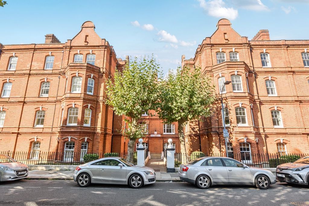 Property photo 2 of 13 Picture No. 04