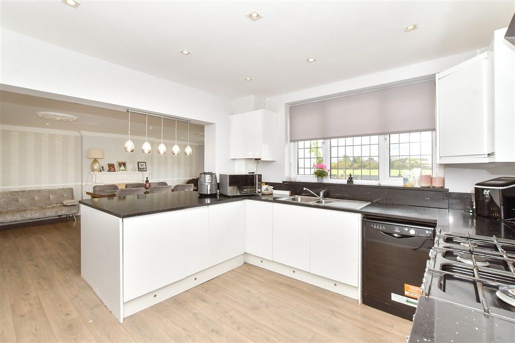 Property photo 2 of 13 Kitchen