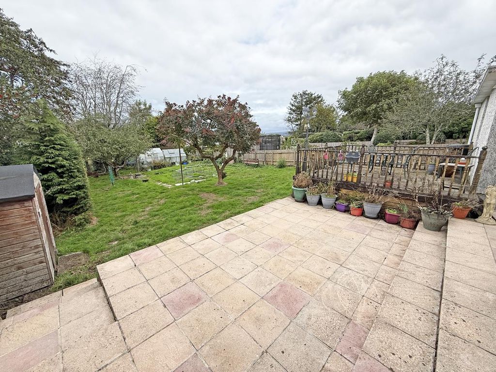 Property photo 2 of 24 Fort Austin Avenue 123 - Garden 2.Jpg
